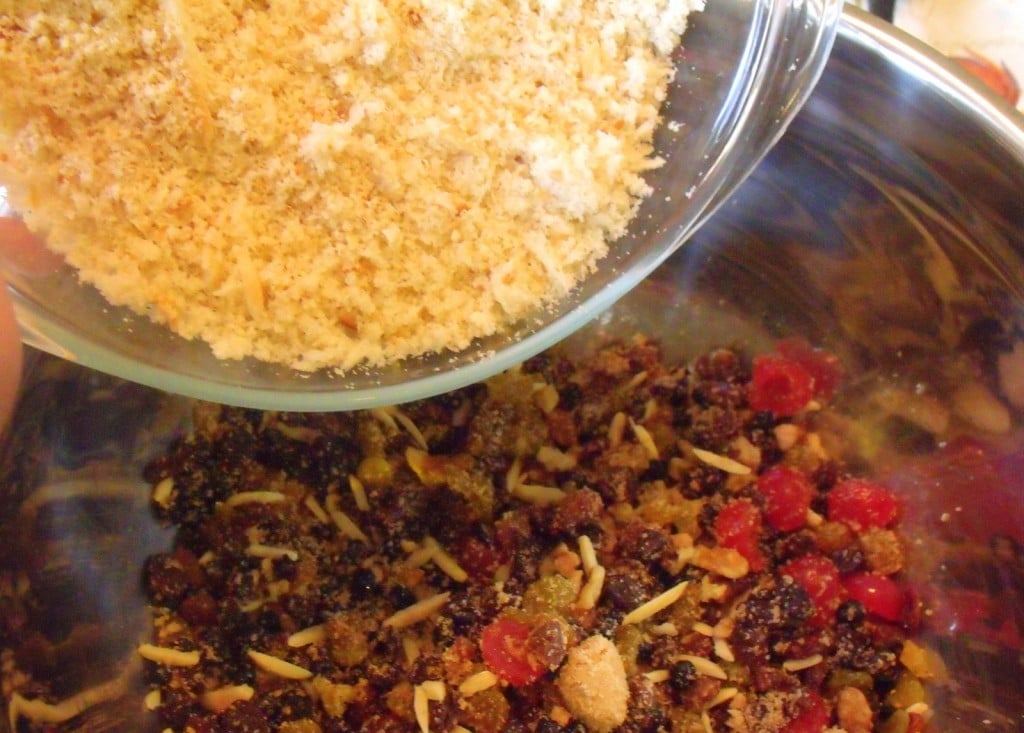 Bread crumbs for Christmas Pudding