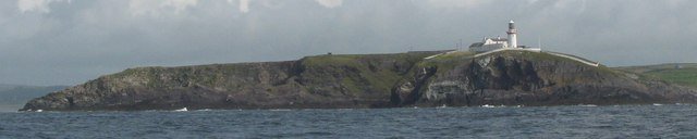 Galley_Head_Lighthouse_-_geograph.org.uk_-_506264 http://www.geograph.ie/photo/506264