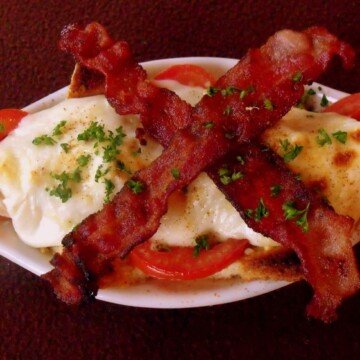 Tomato and bacon on a Kentucky Hot Brown Sandwich