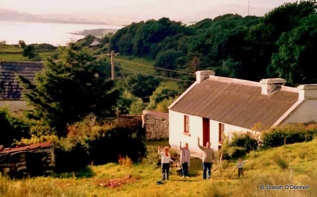 The Donegal Home Of Patrick Joseph O'Donnell | Irish American Mom An Irish cottage with red door on the coast