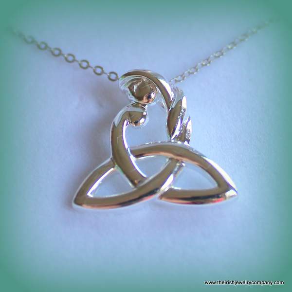 A mother and child Trinity knot necklace | Irish American Mom A mother and child Trinity knot necklace
