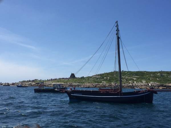 St Macdara church and Colmcille | Irish American Mom A small boat in a body of water