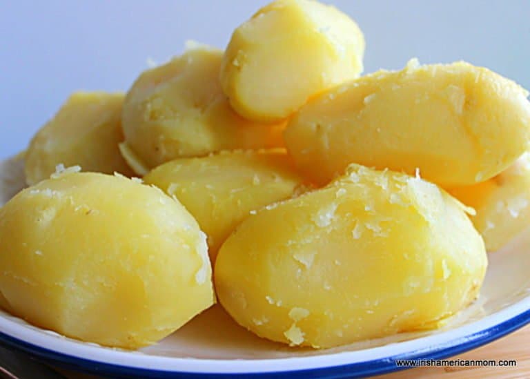 Floury Mashed Potatoes Irish Style