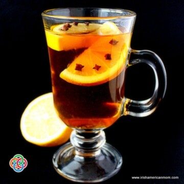 Hot whiskey with lemon