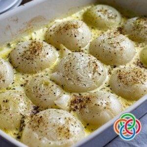 Onions in cream in a casserole