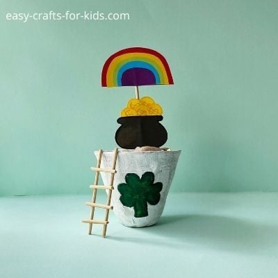 st patricks day clay pot craft | Irish American Mom Clay pot with pot of gold and rainbow