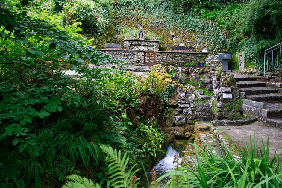 Tobernalt Holy Well , Sligo Courtesy of Failte Ireland | Irish American Mom Holy well