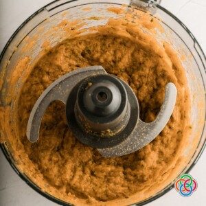 Smooth vegetable paste in a food processor